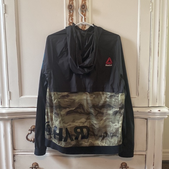 REEBOK Camo Windbreaker / Jacket - Picture 2 of 3
